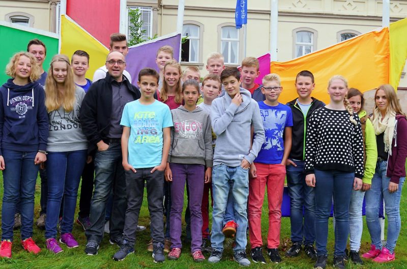 Klasse 8h mit Klassenlehrer Christoph Heimbucher (2015-16). Bild: A. Bubrowski/CJD Oberurff