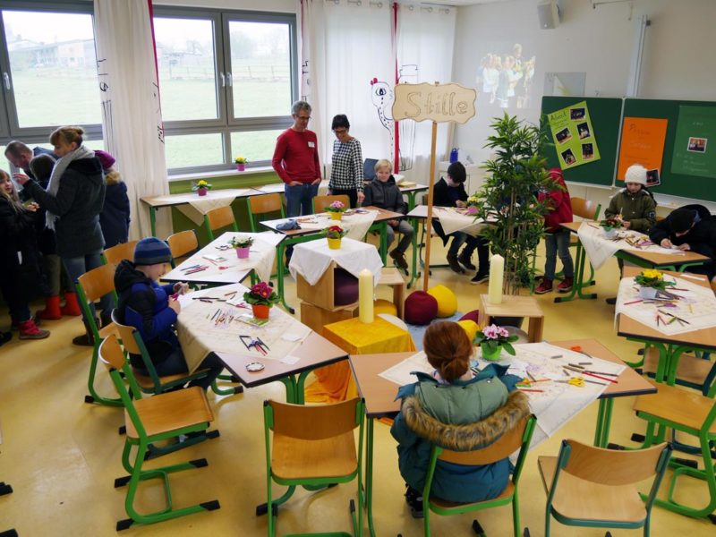 Präsentation des religionspädagogischen Arbeitskreises | Bild: Andreas Bubrowski/CJD Oberurff